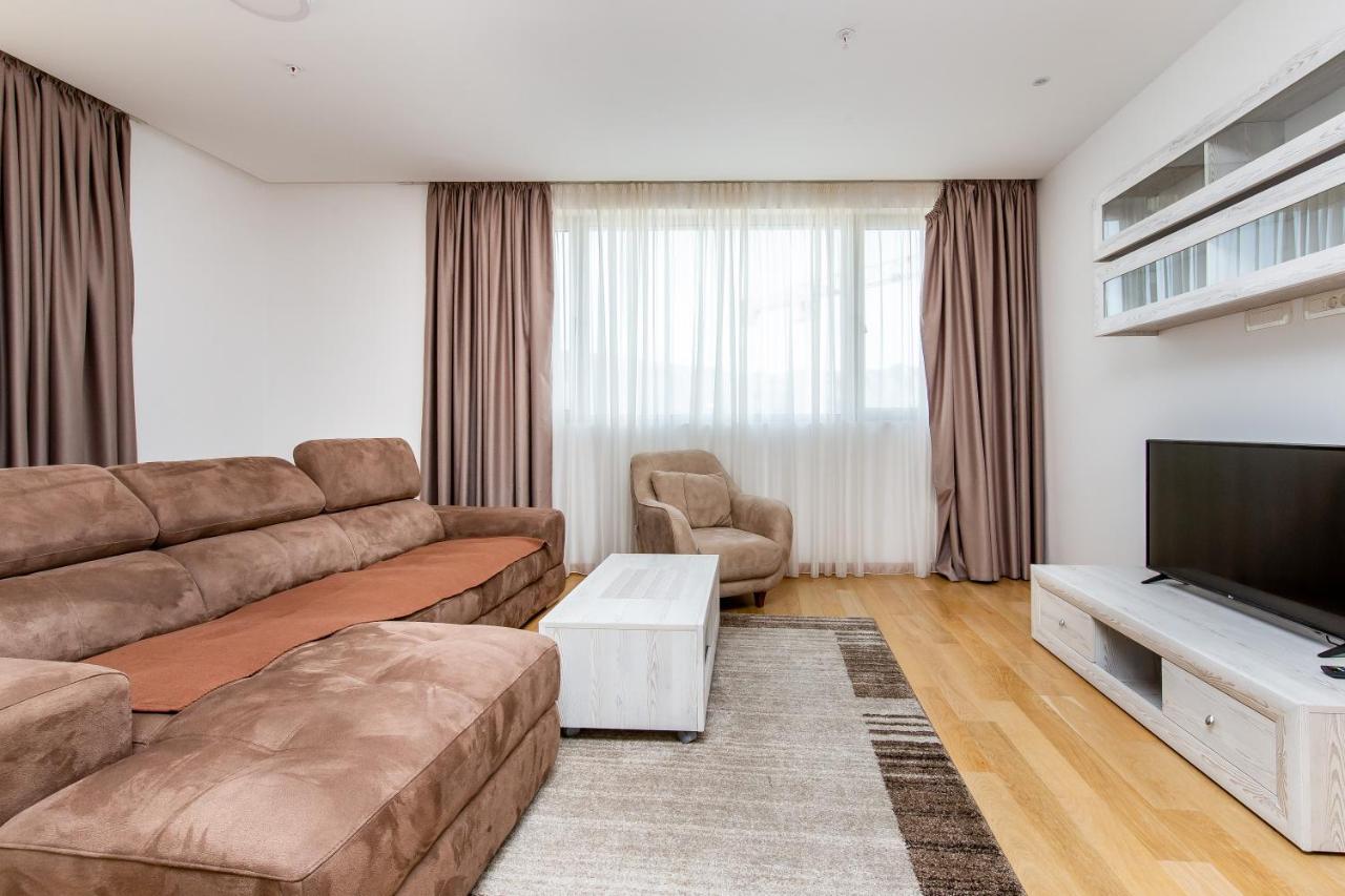 Apartments Lora In Apart-Hotel Budva Zewnętrze zdjęcie